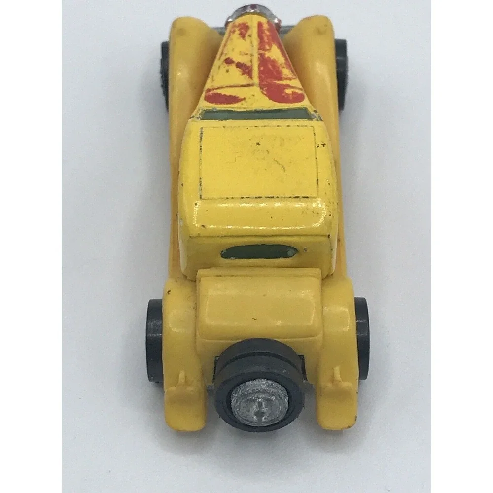 Mattel Hot Wheels Yellow & Red '37 Bugatti 1/64 Diecast Car‎ 1980